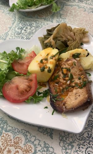 Tofu com molho à espanhola   at Mela Canela - Sintra Centre in Sintra