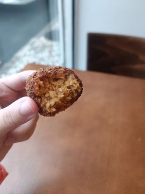 Croquete de alheira e seitan at Mela Canela - Sintra Centre in Sintra