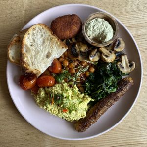 Everything on this plate was excellent, a solid 9/10 for their vegan breakfast.  at La Gula By The Hungry Tapir in Kuala Lumpur
