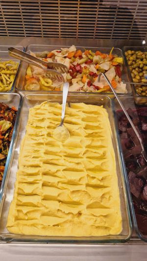  at İmren Lokantası in Izmir