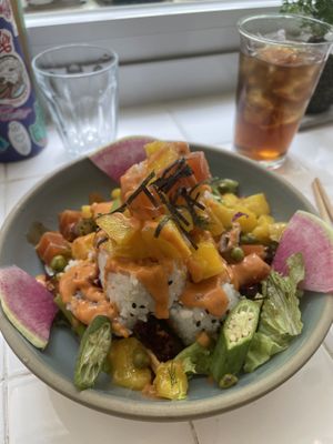 Mango sushi bowl   at Wanaka in Hong Kong Island