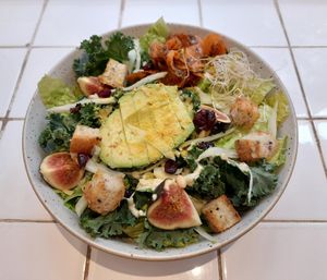 Local Organic Romaine Lettuce Avocado Fig Caesar Salad 本地有機羅馬生菜無花果凱撒沙律 配 自家製腰果麻醬 at Wanaka in Hong Kong Island