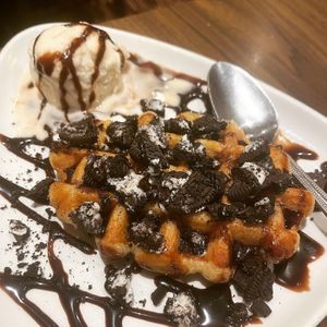 vegan waffle with oreos, ice cream and chocolate sauce🧇   at Savage Slice in Dumbarton