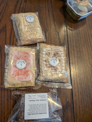Pop tarts and PB rice crispy (Totally Sweet) at Waterloo Vegan Market in Cleveland