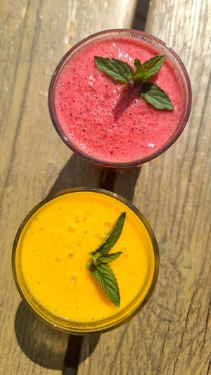 Smoothies "Mango Dango" oder "Very Berry" at Ellmaualm in Hinterglemm