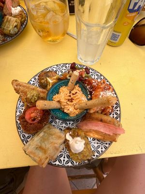 Vegan plate of deliciousness 😋🌱 at Annie's Vegan Food and Bar - Pop-up in Rhodes