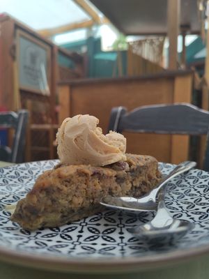 Banana Pie at Annie's Vegan Food and Bar - Pop-up in Rhodes