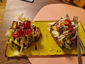 Avokado toast at Urban Coffee Lab in Bolzano