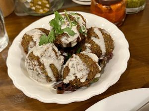 Falafel with tahini   at Ta-im in Tokyo