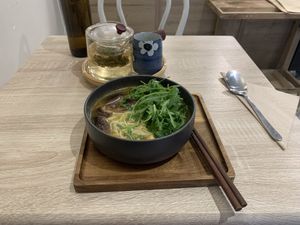 soupnds  at Meraki in Grenoble