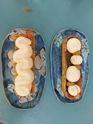 Carrot cake, fig and pistachio tart at Meraki in Grenoble