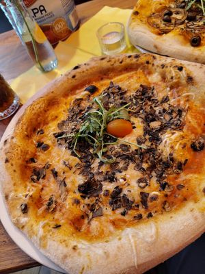  at Pizzeria Le Grazie in Erfurt