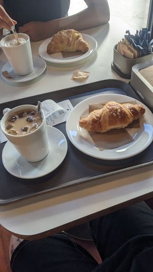 vegan croissant + iced coffee with soya milk at Soul Kitchen Café in Venice