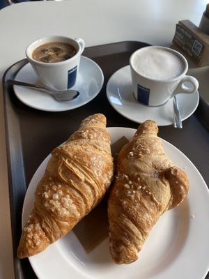   at Soul Kitchen Café in Venice