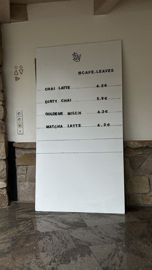   at Leaves in Ammerbuch