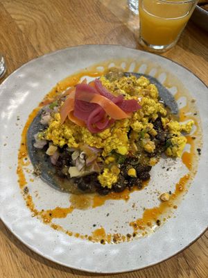 Vegan heuvos rancheros at Postal Service in Auckland