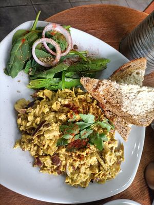 Scrambled tofu with avocado at Tapa Coffee and Bakehouse in Glasgow