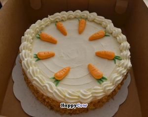 Carrot cake at Sesamo Pasteleria Vegana in Lima