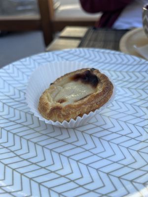 Pastel de Nata #Veganuary at Mercado Orgânico in Porto