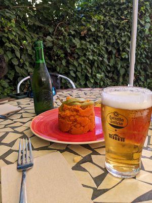 Patatas revolconas at Restaurante la Galana in Avila