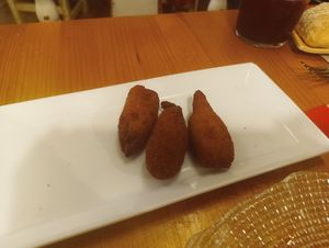 Croquetas de Boletus super ricas, opción de 5 o de 10 at Restaurante la Galana in Avila