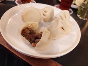 Khinkali - steamed dumplings stuffed with mushrooms (16€) at SO RE Restaurant & Bar - Georgische Küche in Dusseldorf