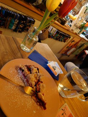 Pflaumen-Kokos-Kuchen at Café Marle in Bamberg