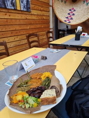 Von Allem etwas at Addis Abeba in Trier