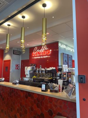 Counter   at MXP - Caffe Kimbo in Bergamo