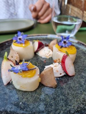 Lauch at HEBE  in Paris