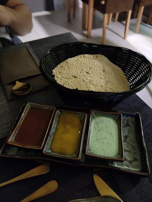 Salsas de regalo at Indian Chef in Figueres