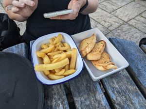 Vegan chips and garlic bread at Fairways Inn in Sheffield