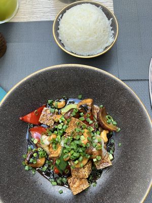 Tofu and mushroom kung pao  at Window To Asia in Funchal