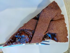Crostata vegana al cacao con marmellata at +Puro Biomercato in Trapani