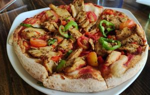 Pizza Chicken Vegan at Pizzería Carlos in Caceres