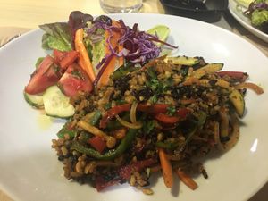 Arroz al curry con verduritas …. Apetitoso…  at SAÓ in Elche