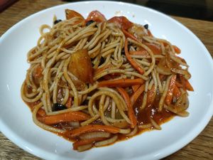 pasta con tomate at Borneo Rock Cafe in Semporna