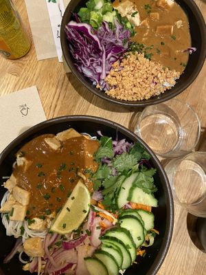 Bobun Satay and Satay with Tofu  at My Little Warung Nantes in Nantes