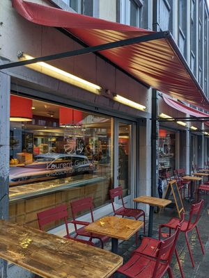 view from outside at Laurent Gerbaud Chocolatier in Brussels