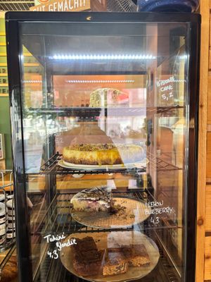 Cakes at A Little Lost in Munich