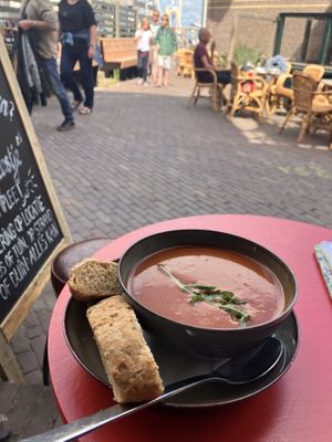 Vegan soep uit verspillingsfabriek  at T Lokaal in West-terschelling