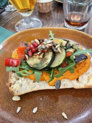 Hummus roasted veggie toast  at De Ping Pong Club in Utrecht