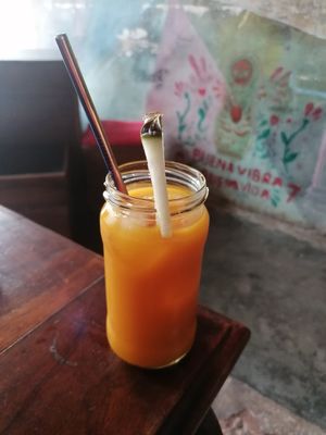 Fresh juice at Café El Mago in Trinidad