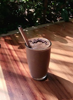 SHAKE MOCHA, AGUACATE Y COCOA at Aguacate Veggie Bar in Oaxaca