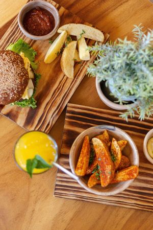 PAPAS NATURALES Y PAPAS CAJÚ at Aguacate Veggie Bar in Oaxaca