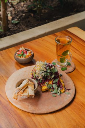 COMBO PARA DESAYUNAR at Aguacate Veggie Bar in Oaxaca