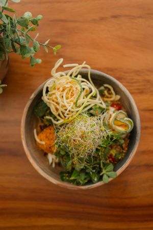 NUEVO BOWL DE QUINOA at Aguacate Veggie Bar in Oaxaca