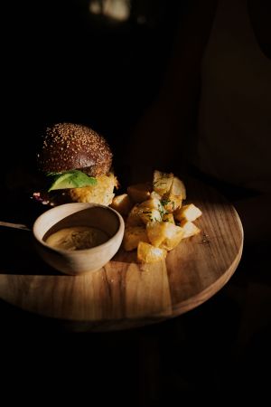 Sandwich de Huevo y Tofu + papas at Aguacate Veggie Bar in Oaxaca