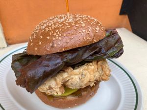 Chicken sandwich at Sunday C&C Eatery in New York City