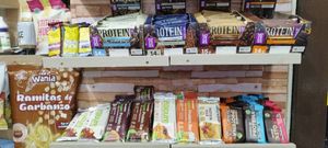 Barras de proteína at Clavellina in Santiago